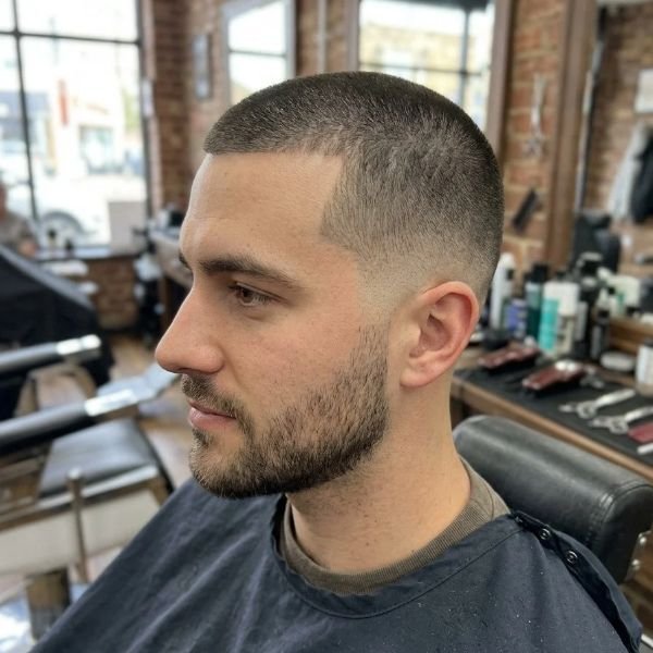 _Classic Buzz with Mid Taper Fade